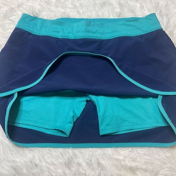 Adidas Skort Skirt Size Large Pockets Blue Athletic Built in Shorts Stretchy Ten - Picture 3 of 11